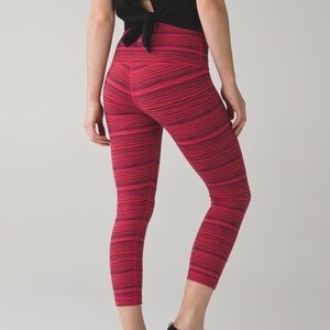 Lululemon crops